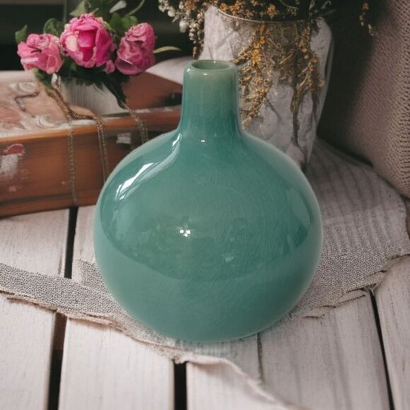 Crate & Barrel Bud Vase Perry Aqua Round Ball Ikebana Coastal Beach House Farm. - Picture 15 of 15